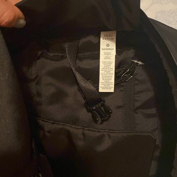 Lululemon Black and Silver Fast and free backpack like new main image 9